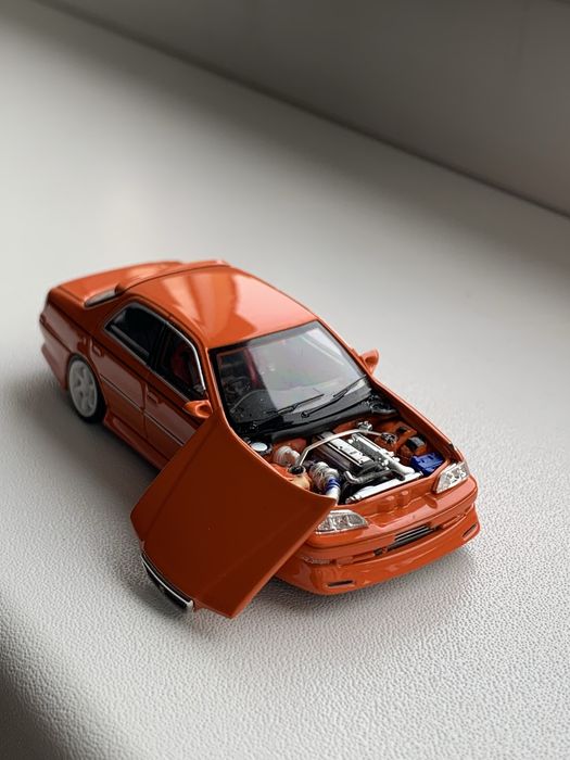 Модель Toyota cresta jzx100 1/64  mortal   Hot wheels