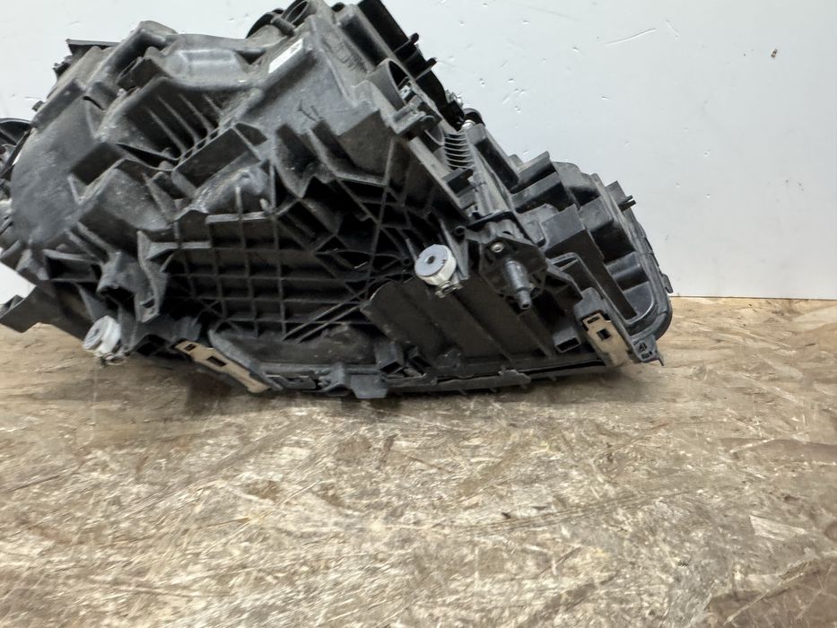 Far bmw G11 G12 LCI Laser 2019-2021 stanga