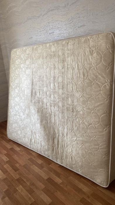 Шкафы камод матрас кровать