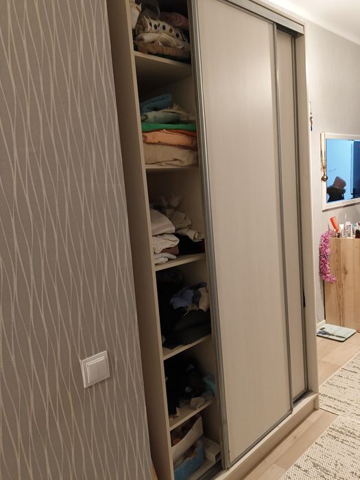 Продается шкаф купе