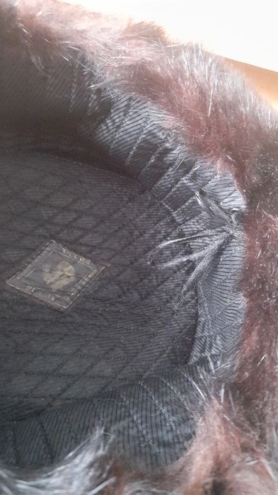 Продам шапку дешево срочно