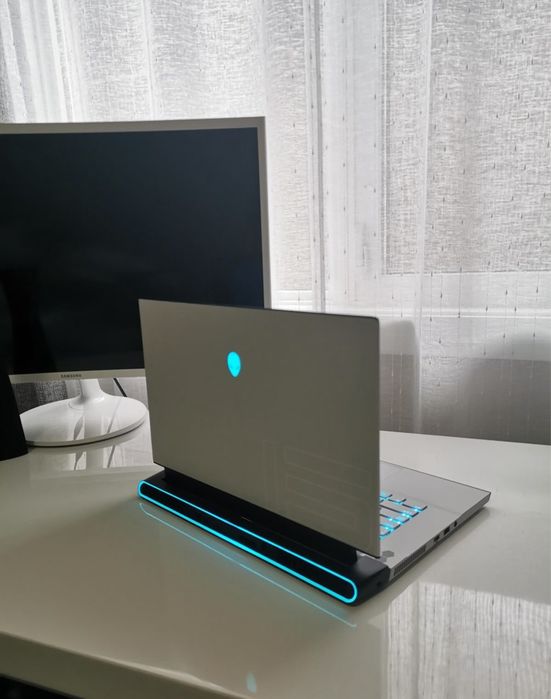 Alienware M15 R4 gaming laptop / i7 / RTX / 16GB / SSD235 гр. София ...