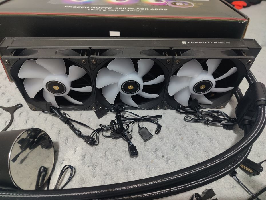 Thermalright Frozen Notte 360 AIO Cooler