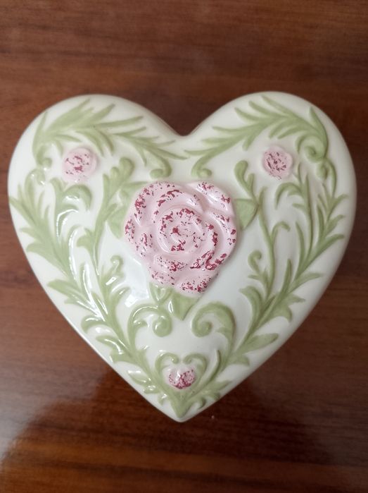 Винтажные  шкатулки. См. все фото