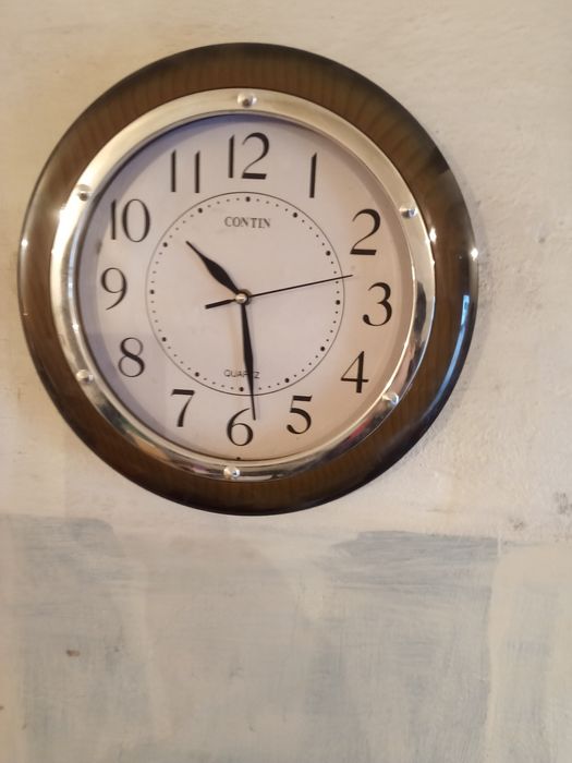 Продам часы настенные