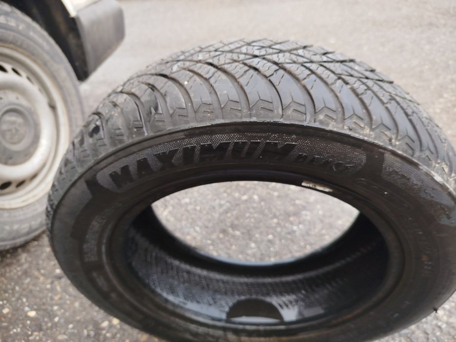 Vând 2 anvelope M+S  2023 dot.