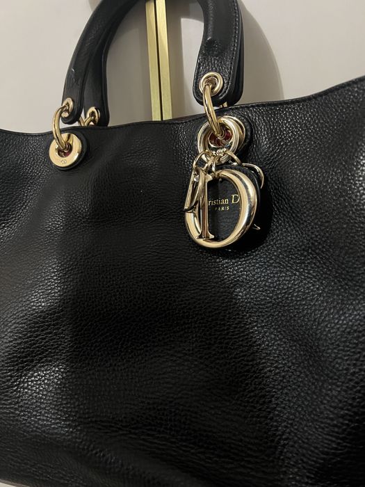 Продам сумку dior