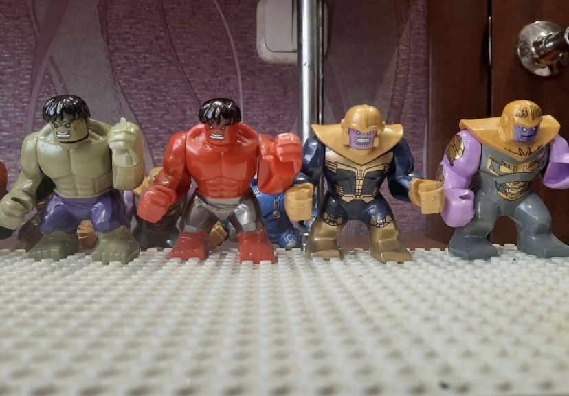 Минифигурки лего