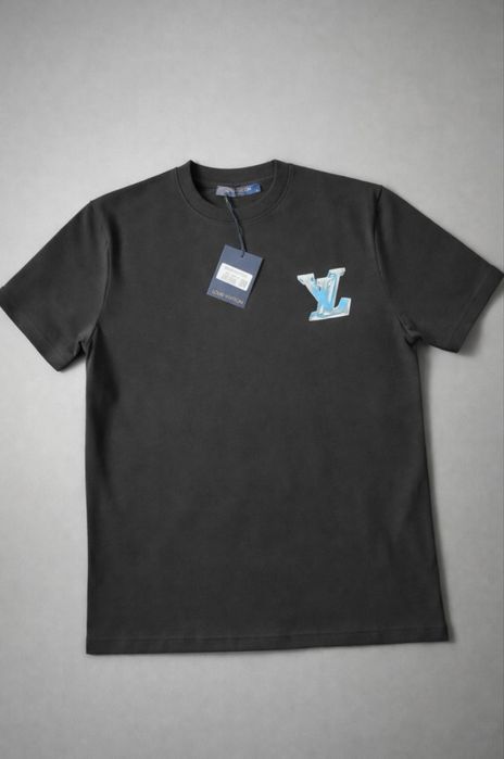 Тениски на louis vuitton ,balenciaga ,boss ,off white