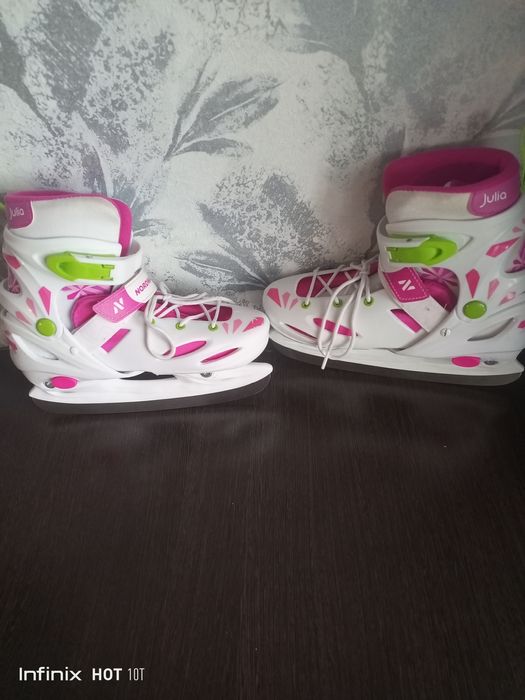 Продам коньки не дорого