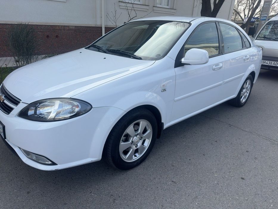 Lacetti Gentra автомат 3 позиция 2018 г Срочно!