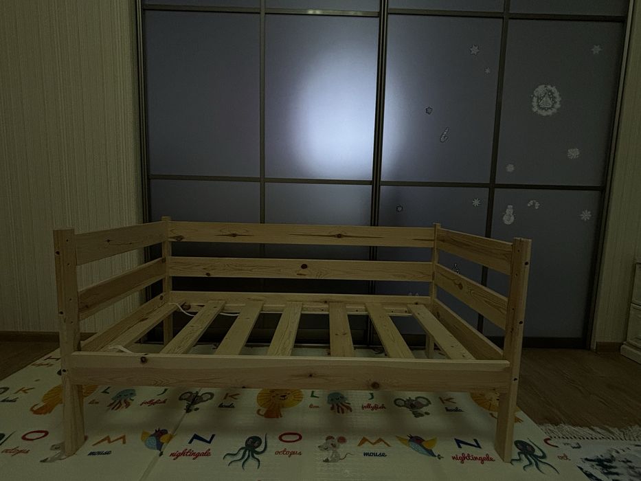 Продам детскую кровать