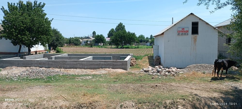 Chіnozda Uy sotiladi