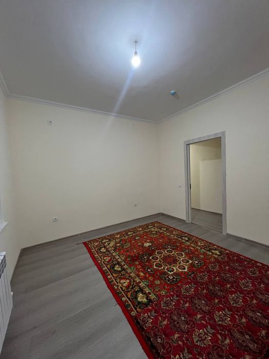 Samarqand Shahar Qurasuv Massivida 2 xona kvartira sotiladi