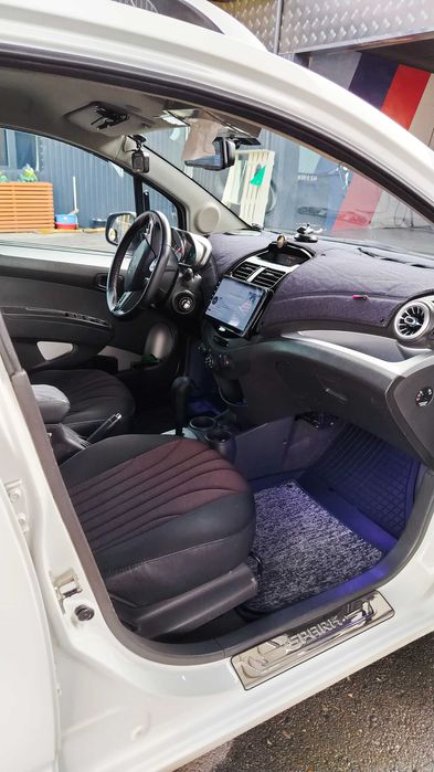 Продаю свою машину Spark 2019 автомат, 4 позиция Евро