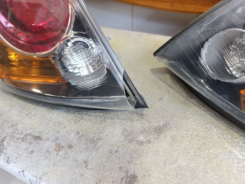 Nissan altima orqa fara