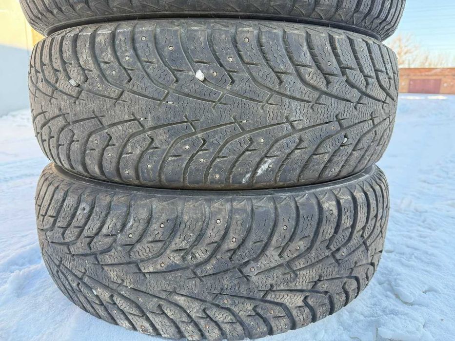 225/65 R17 Зимние шины Maxxis