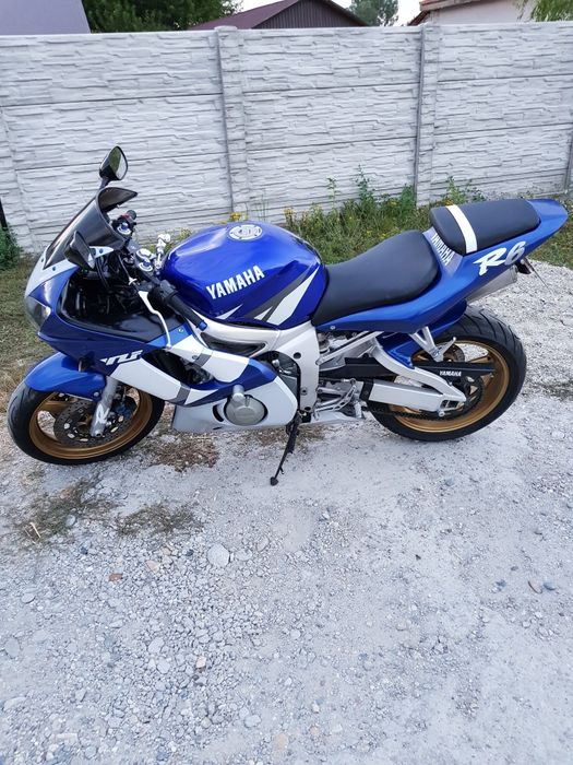 Yamaha R6  din 2002