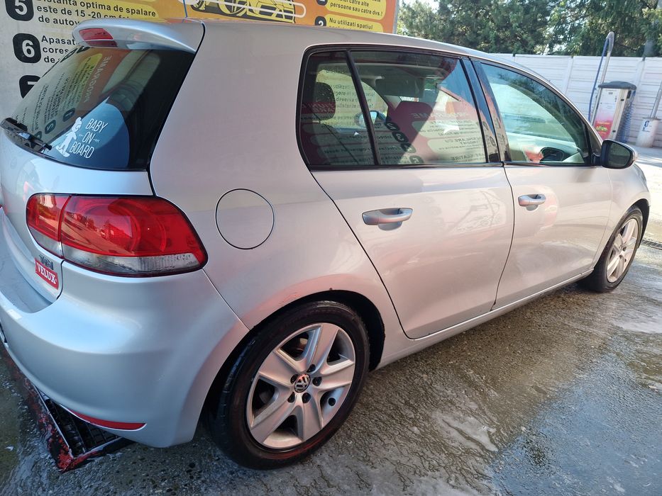 Vând golf 6- 2010