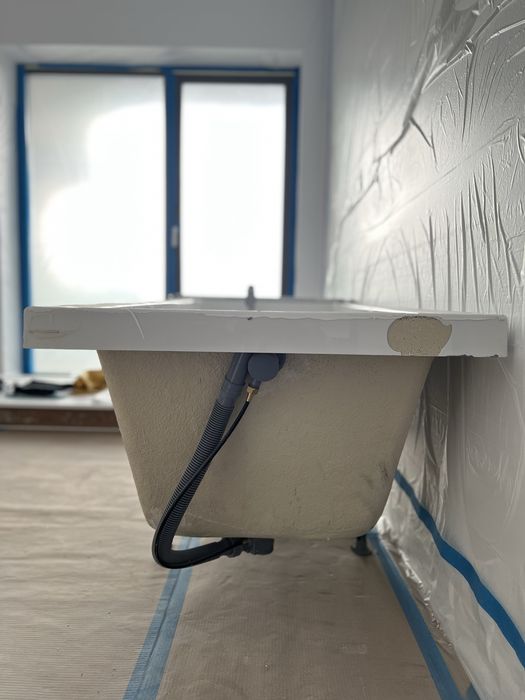 Cadă acrilică 170 x 70 cm – nouă