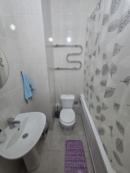 Сдам 1 ком кв почасам,  посуточно