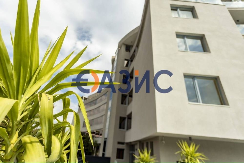 Продава се Двустаен апартамент в к.к. Слънчев бряг - 64 кв.м за 1118 €/кв.м - Снимка #12