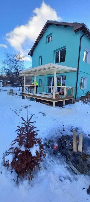 Ремонт на покриви, Дървени Навеси, Усвояване на Тераси, Балкони, Летни кухни, Перголи и Беседки,