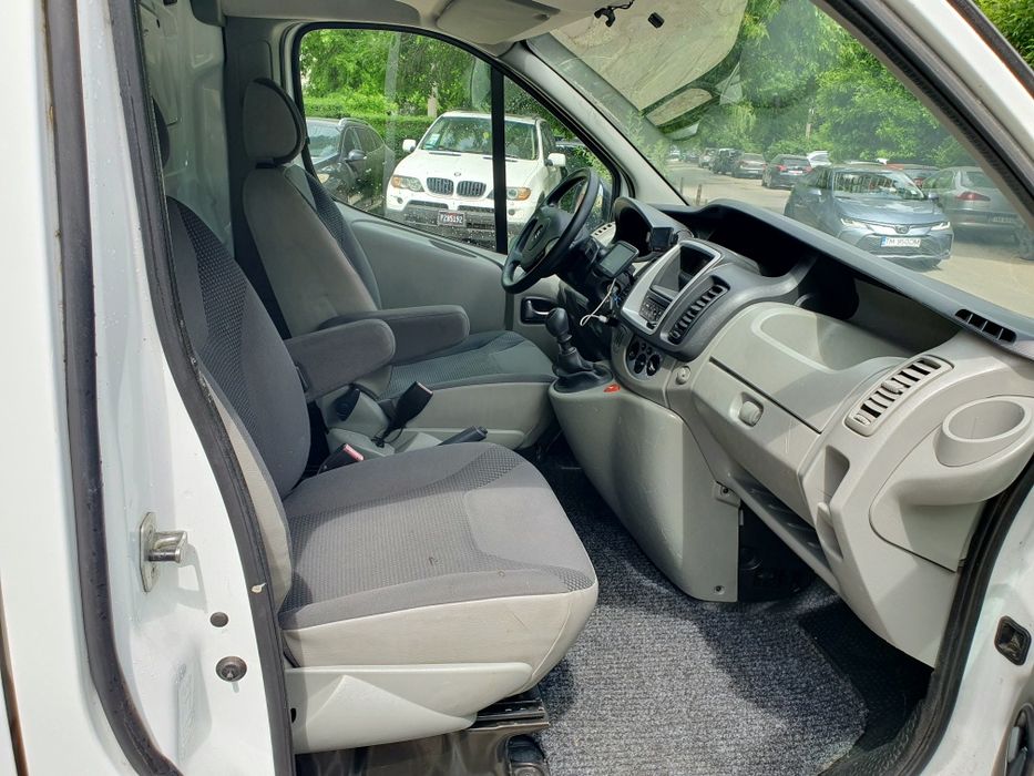 Opel Vivaro 2.0cdti 114cp  2013 euro 5