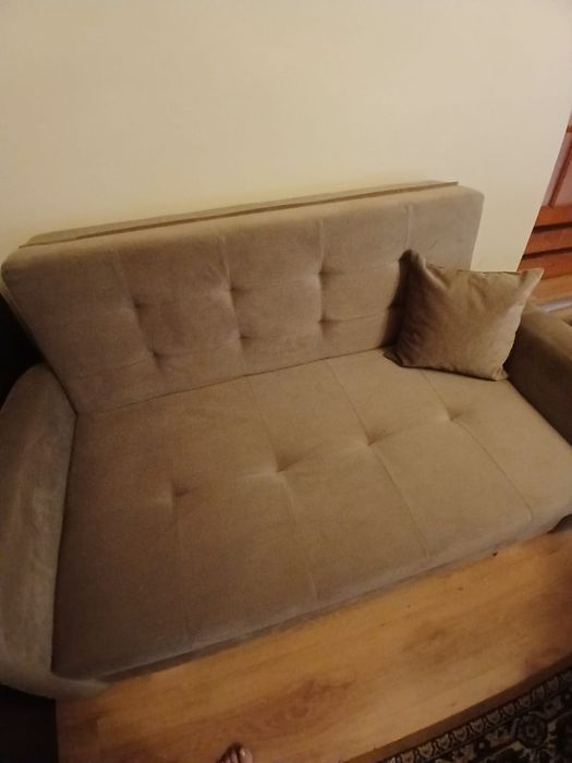 Canapea pentru living