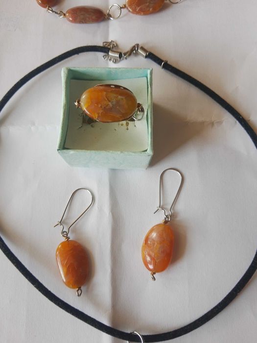 Кехлибар,старинен,естествени камъни,комплект,Уникален,неповторим