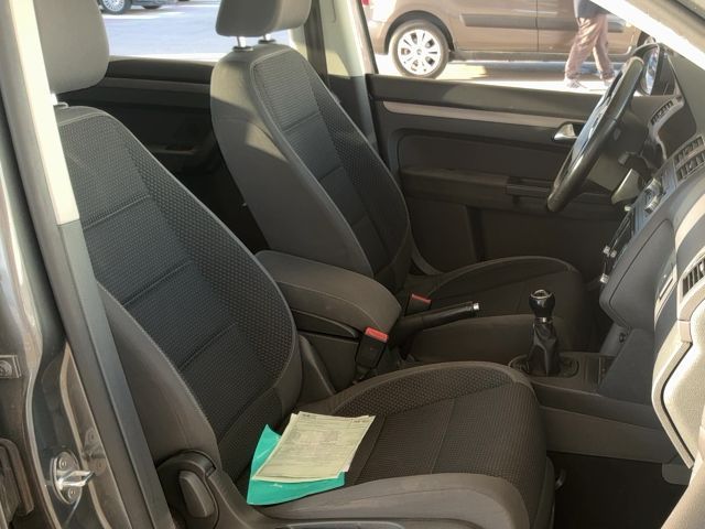 Volkswagen Touran 1.6 TDI Advance 2011