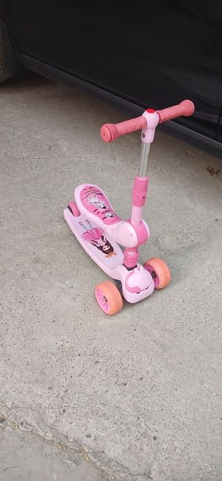 Самокат детский в отличном состоянии