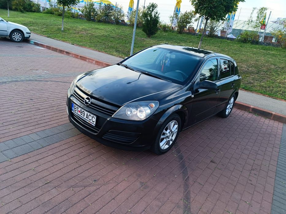 Opel Astra H 1.6  hatchback 
Anul: 2005