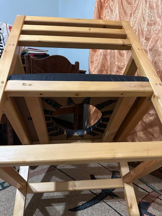 Табуретный горшок