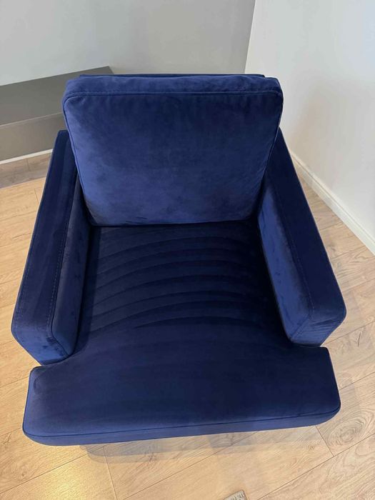 Vand fotoliu de catifea