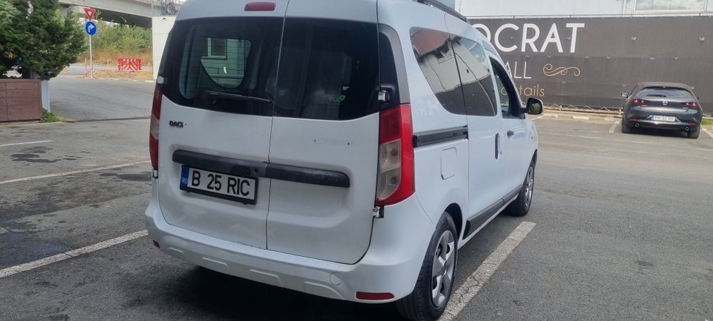 Dacia Dokker 5 locuri  România
