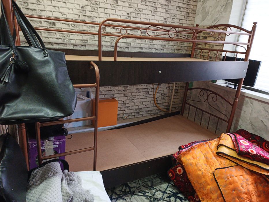 Продаётся двухъярусная кровать