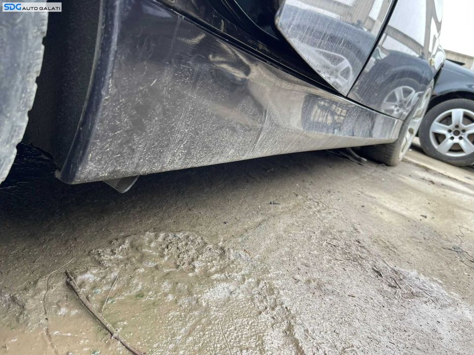 Prag Plastic Dreapta BMW Seria 3 E90 2004 - 2011 Culoare A22/7 Sparkling Graphite M [C3476]