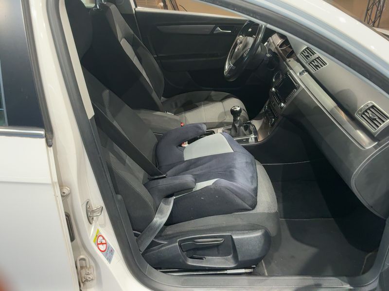 Volkswagen Passat 2.0 TDI Comfortline BlueMotion Tech 2011