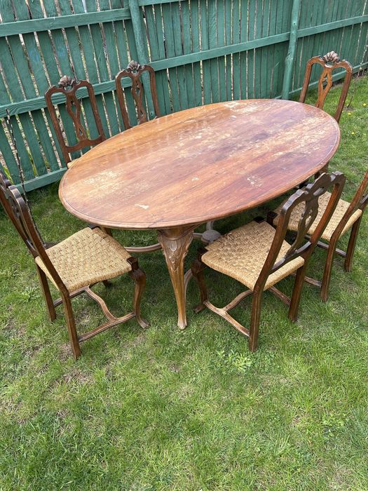 Masa  lemn masiv. 6 persoane. +scaune