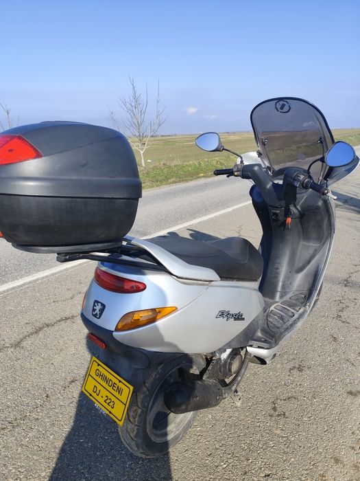 Peugeot Elyseo 49 cm înmatriculat