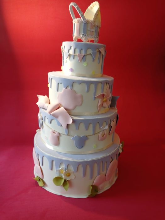 Фалшиви торти различни