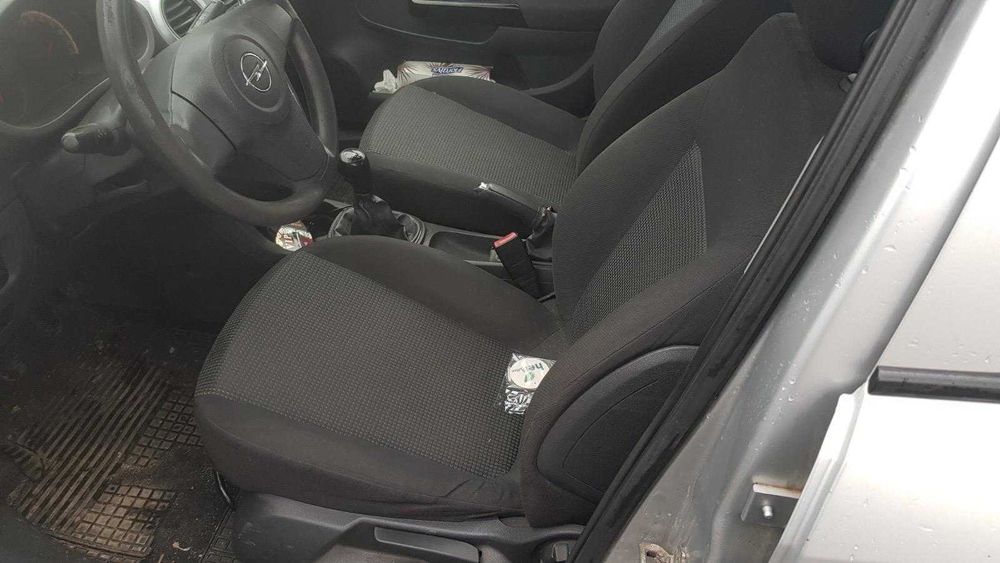vind opel corsa d 1,3 dizel an 2013