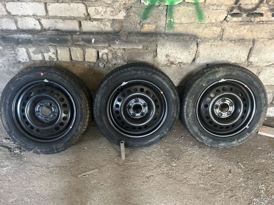 Продам колеса 4штукиR16