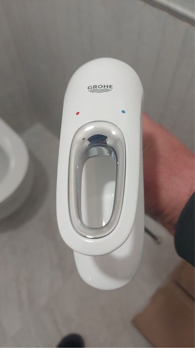 Chiuveta plus baterie, noi