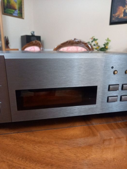 ЦАП  Esoteric D-30