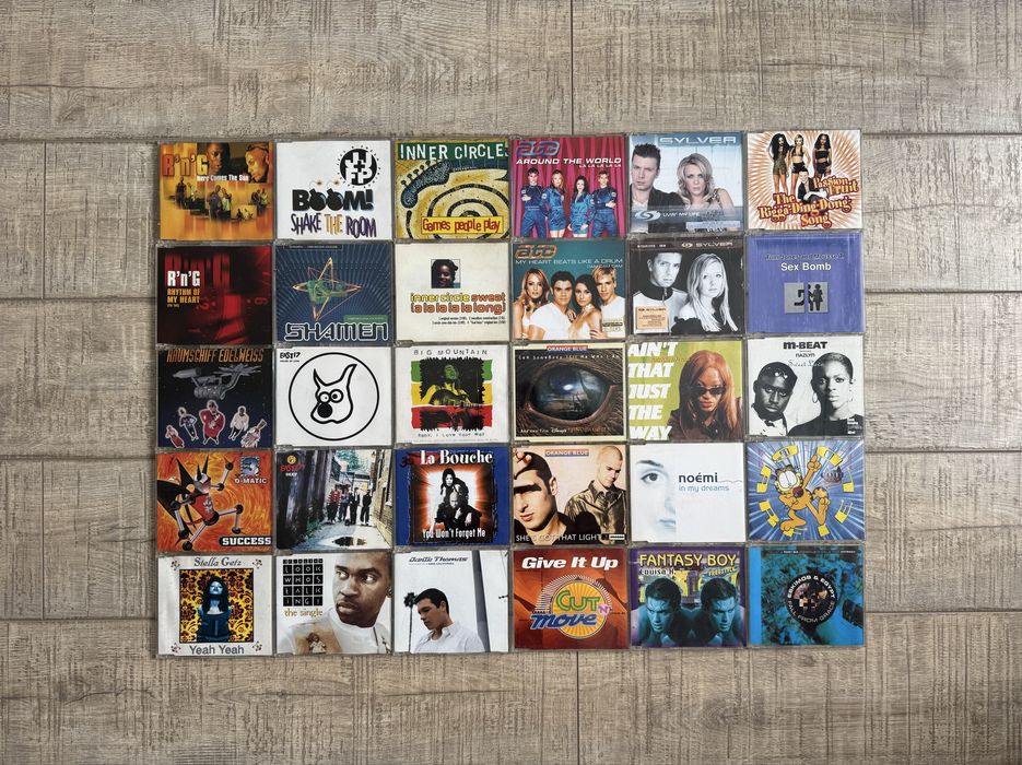 Pachet 4 - 60 maxi singles (MCD) muzica Eurodance anii 90