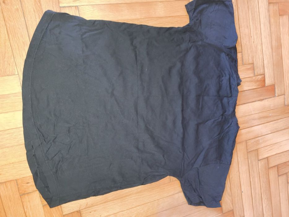 Тениска с ефект обръщащи се паети