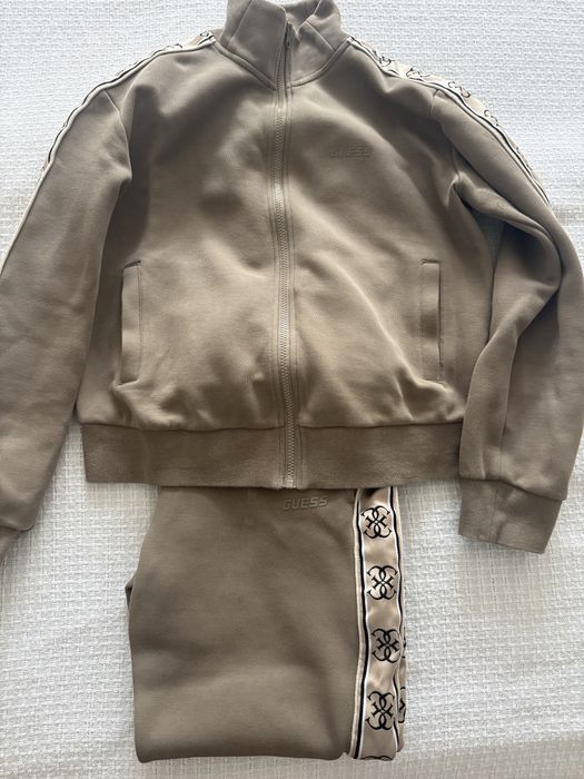 Дамски комплект Guess
