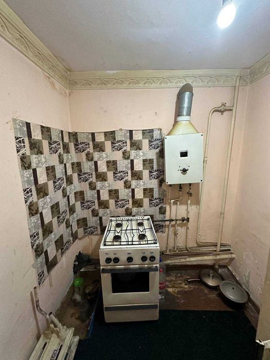 2 хонали квартира сотилади Кимёгарлар шаҳарчаси/Пед институт/Дворец